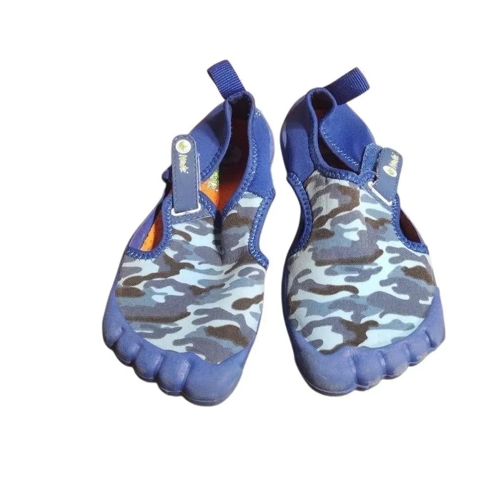 Newtz 11/12 water shoes